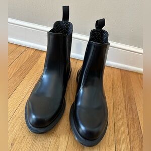 Doc Martens Flora smooth leather Chelsea Boots, size 9.